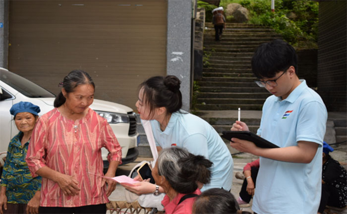 探訪鄉(xiāng)土深處，體悟風土人情——重慶外語外事學院學子赴