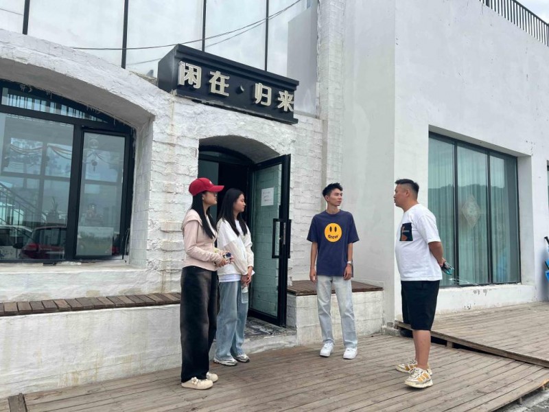 廈門大學(xué)嘉庚學(xué)院“山海共建！嘉庚力量”暑假三下鄉(xiāng)實(shí)踐隊(duì)新疆行