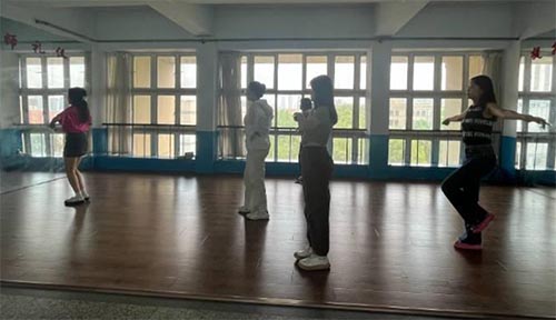 教師教育學(xué)院舉辦“展少年風(fēng)采，舞美好未來”主題活動(dòng)