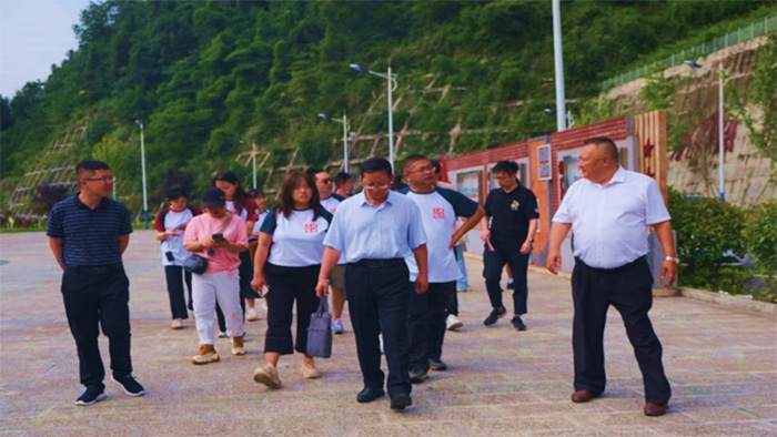 情系高原沃土，躬耕育人初心
