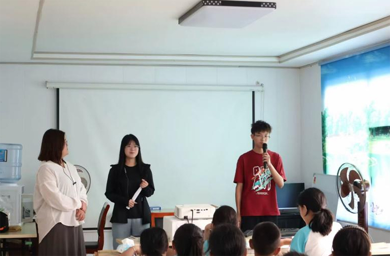 用青春之火照亮鄉(xiāng)村教育——山東大學(xué)（威海）小樹(shù)林支教團(tuán)臨沂汪溝鎮(zhèn)支教開(kāi)營(yíng)儀式