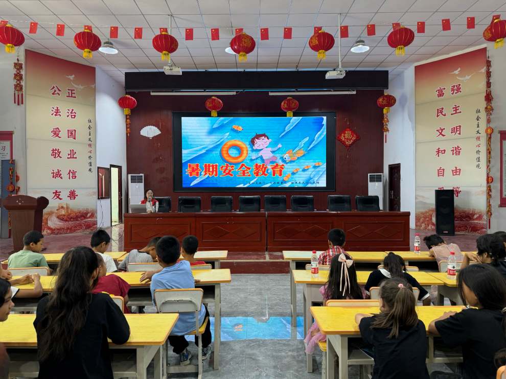 知識(shí)與歡樂同在，暑假成長不停歇