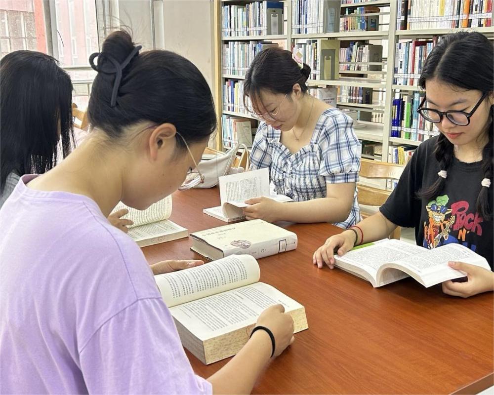 砥礪奮進新征程，勞動教育記心間